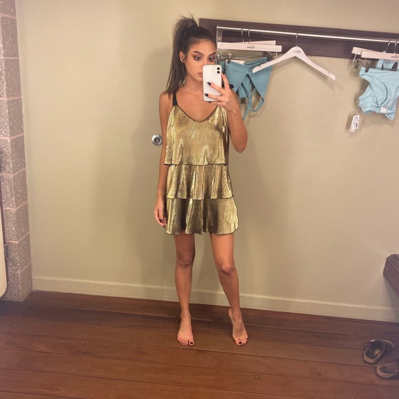 Sparkle Tier Dress - Picture 5 of 6